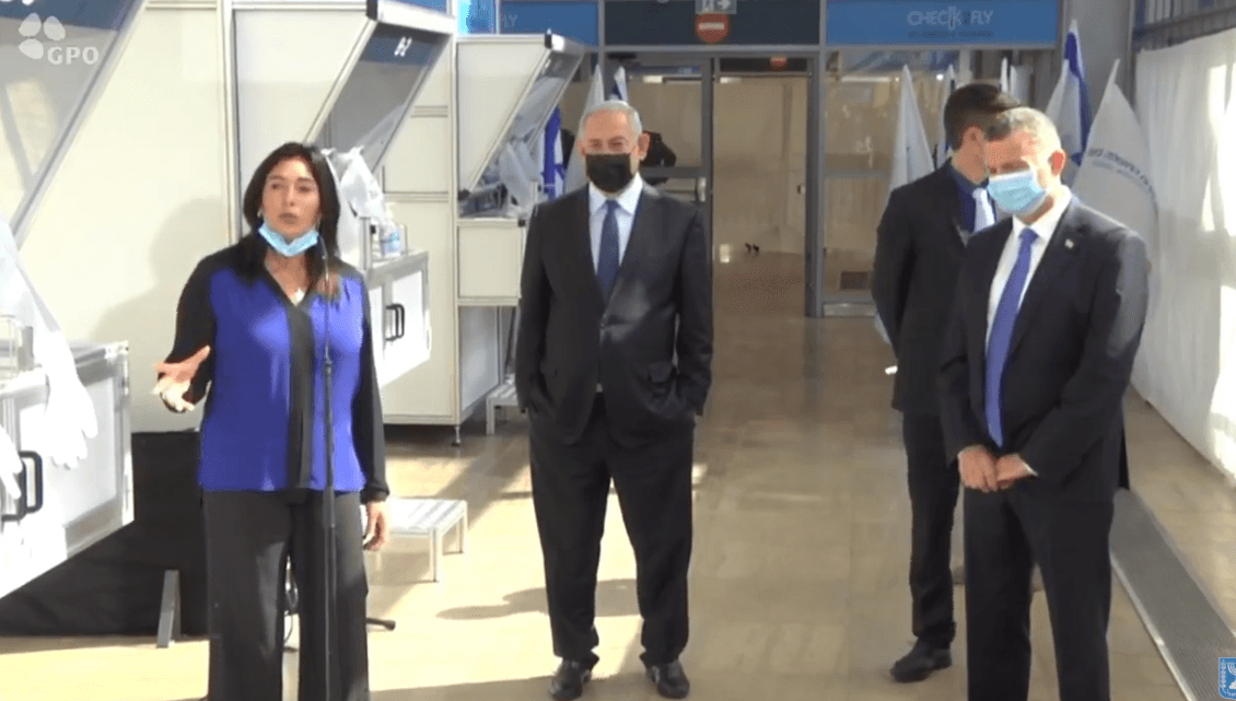 שר הבריאות במעבדת הקורונה בנתב"ג: "פתיחת המשק תלויה במשמעת שלנו"