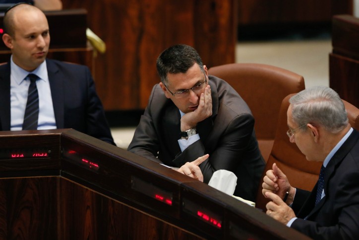 סקר מנדטים: רוב לגוש ׳רק לא ביבי׳
