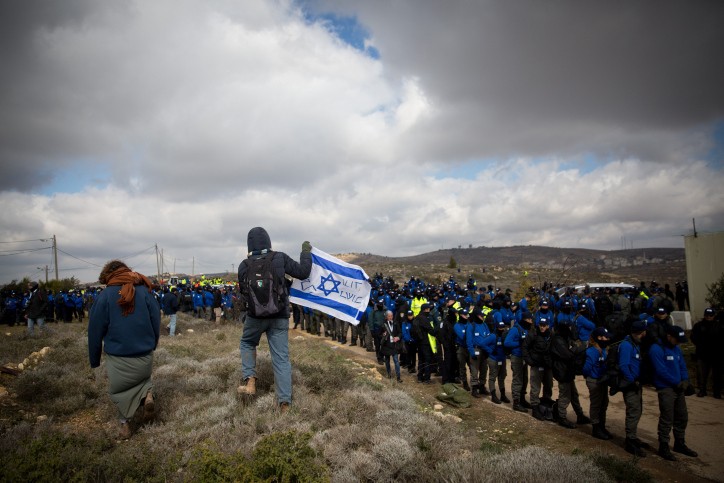 אושר בטרומית: משאל עם על החלטות הנוגעות לשטחי יו"ש