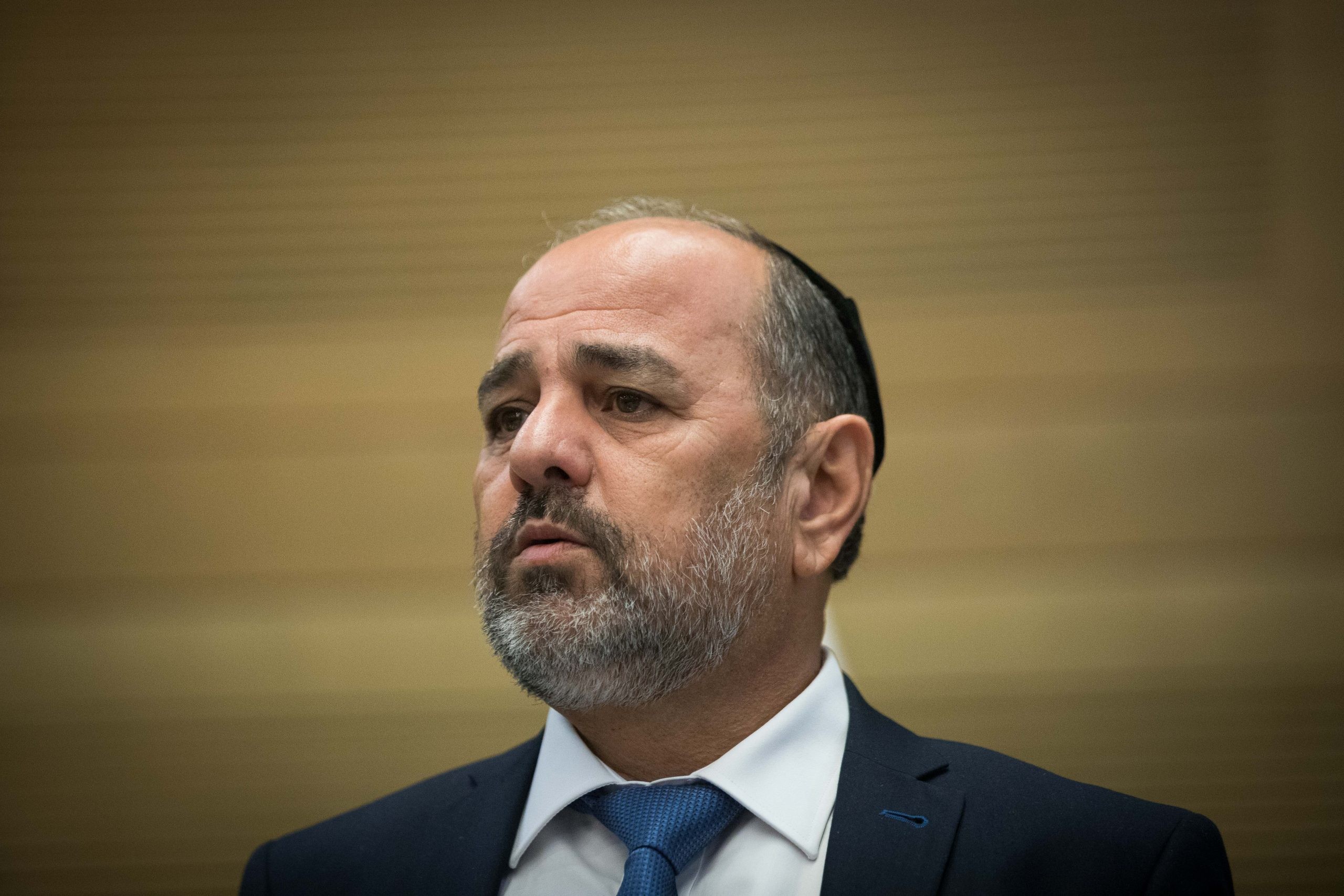 יו"ר ועדת הכלכלה לבזק: נא תפרטו על הפריסה ביהודה ושומרון
