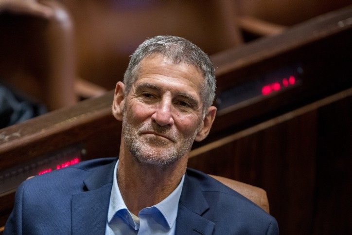 הנגבי ליאיר גולן: "מתבייש שהיית קצין בצבא, היום אתה מבזה את צה"ל"