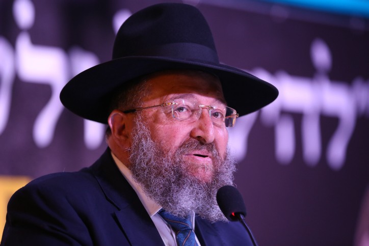 סגן השר יואב בן צור נמצא חיובי לקורונה