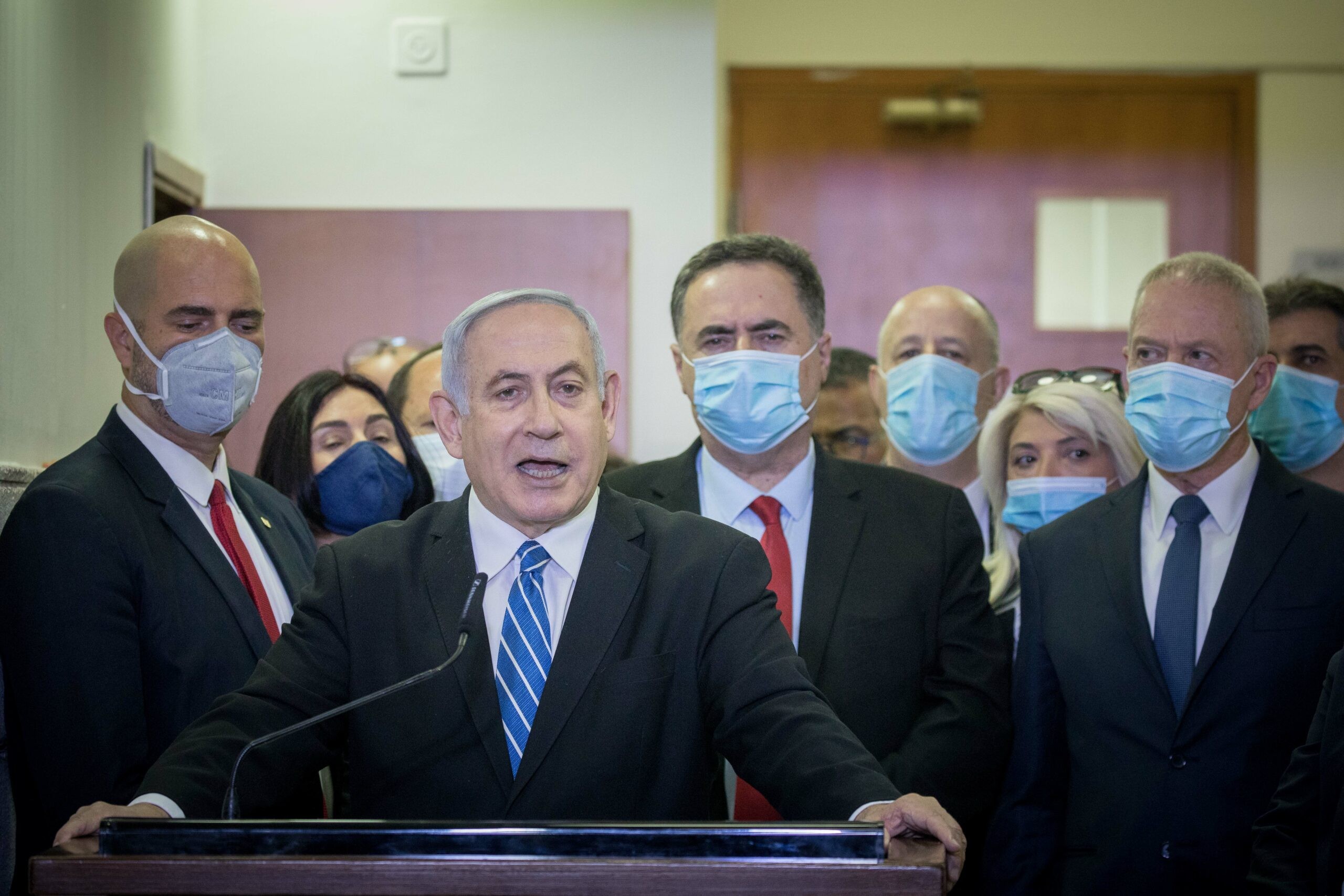 "היום החלו להיפרם תיקי נתניהו" | תמונת מצב משפטית