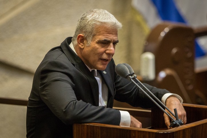 לפיד שוחח עם שר החוץ של האמירויות