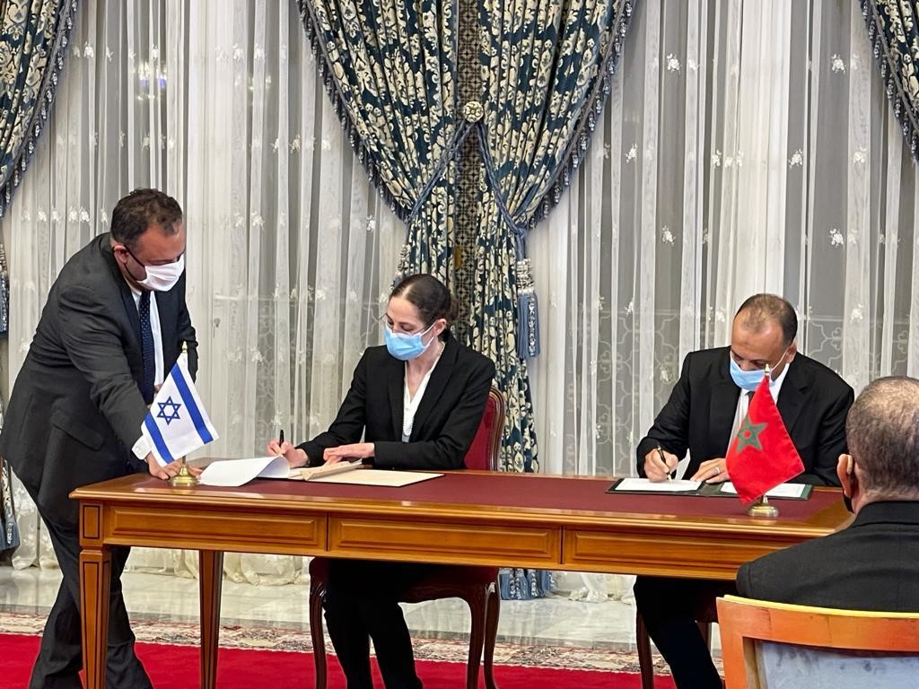 פירות השלום: נחתמו הסכמים כלכליים עם מרוקו
