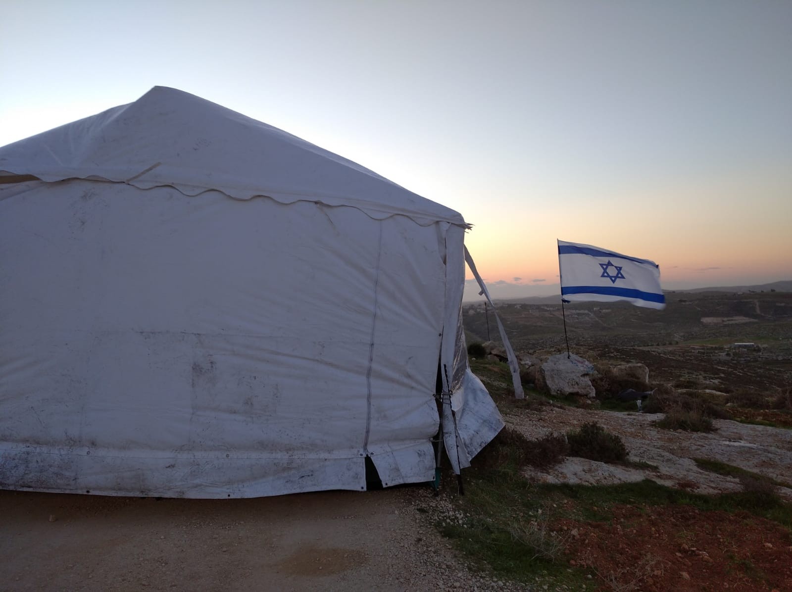 "בהחלטת ממשלה - אפשר לבנות 100 אלף מבנים ביהודה ושומרון"