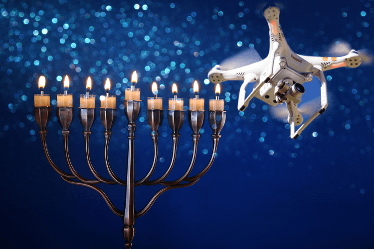 איך תרצו להדליק את החנוכייה? בקרן לייזר או ברחפן?