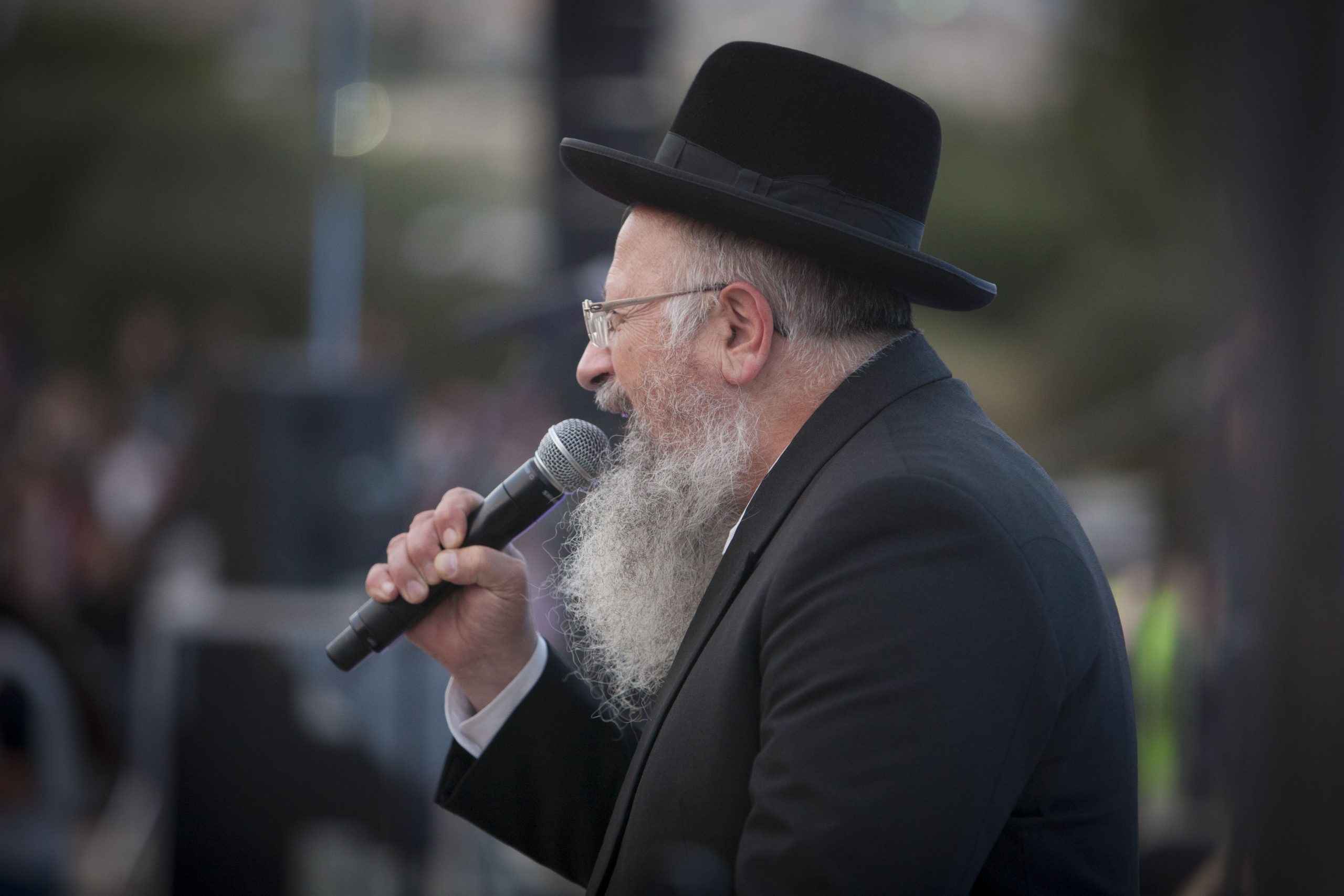 "אל תתגרו באלוקים" - הרב אליהו בפנייה למנהיגי הדת המוסלמים
