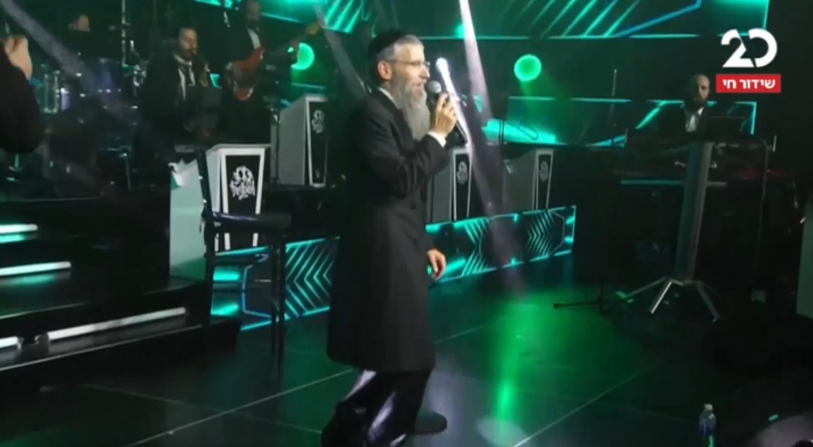 מחרוזת חנוכה Live - אברהם פריד עם עלה קטן שלי, כמה טוב שנפגשנו, רק תפילה אשא