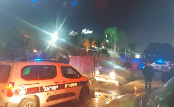 האלימות במגזר הערבי: גבר נמצא ללא רוח חיים ברכבו
