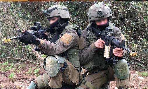 מדהים: הטירונות ביחידה חיברה בין חברי הילדות
