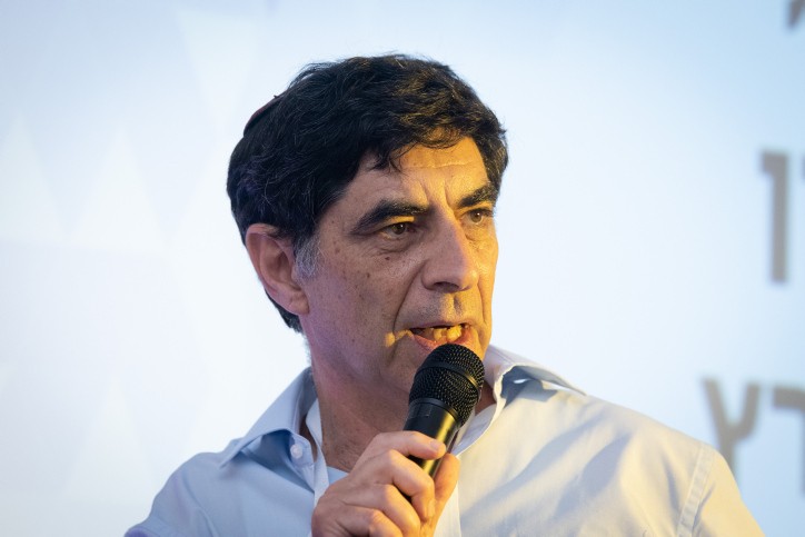 שמחה גולדין: "דבר ראשון צריך לשחרר את החללים"