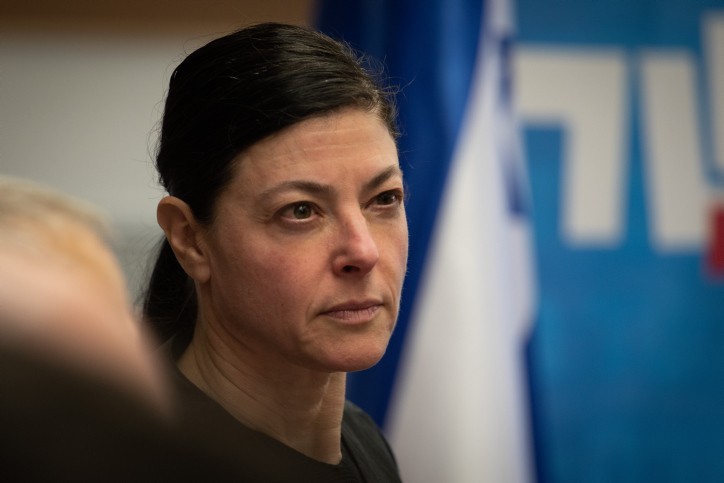 יו"ר העבודה מרב מיכאלי הורתה לשרים שמולי ופרץ להתפטר מהממשלה