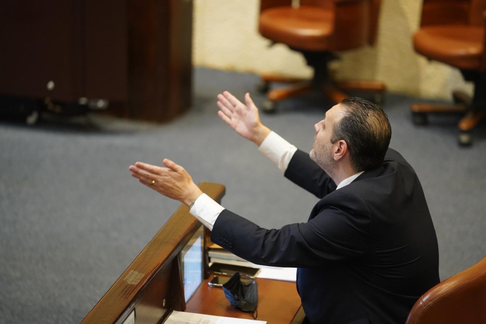 מליאת הכנסת אישרה את תקנות הארכת הסגר עד ראשון בחצות