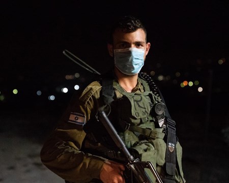 צה"ל הנחה חיילים ביחידות סגורות להיערך לשהייה של חודש