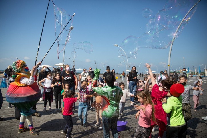 מקדם ההדבקה עלה ל-0.97. באמ"ן מזהירים מפתיחת המשק