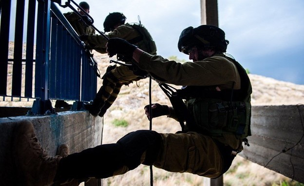 במקביל לגיוס אלפי חיילי מילואים, תרגיל "מרכבות האש" נעצר