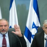 ליברמן נגד לפיד ופשרת המתמחים: "ספין אלקטורלי לפני הבחירות"