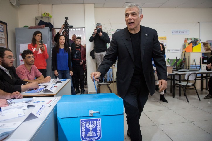 לפיד מבהיר עם מי ירכיב ממשלה