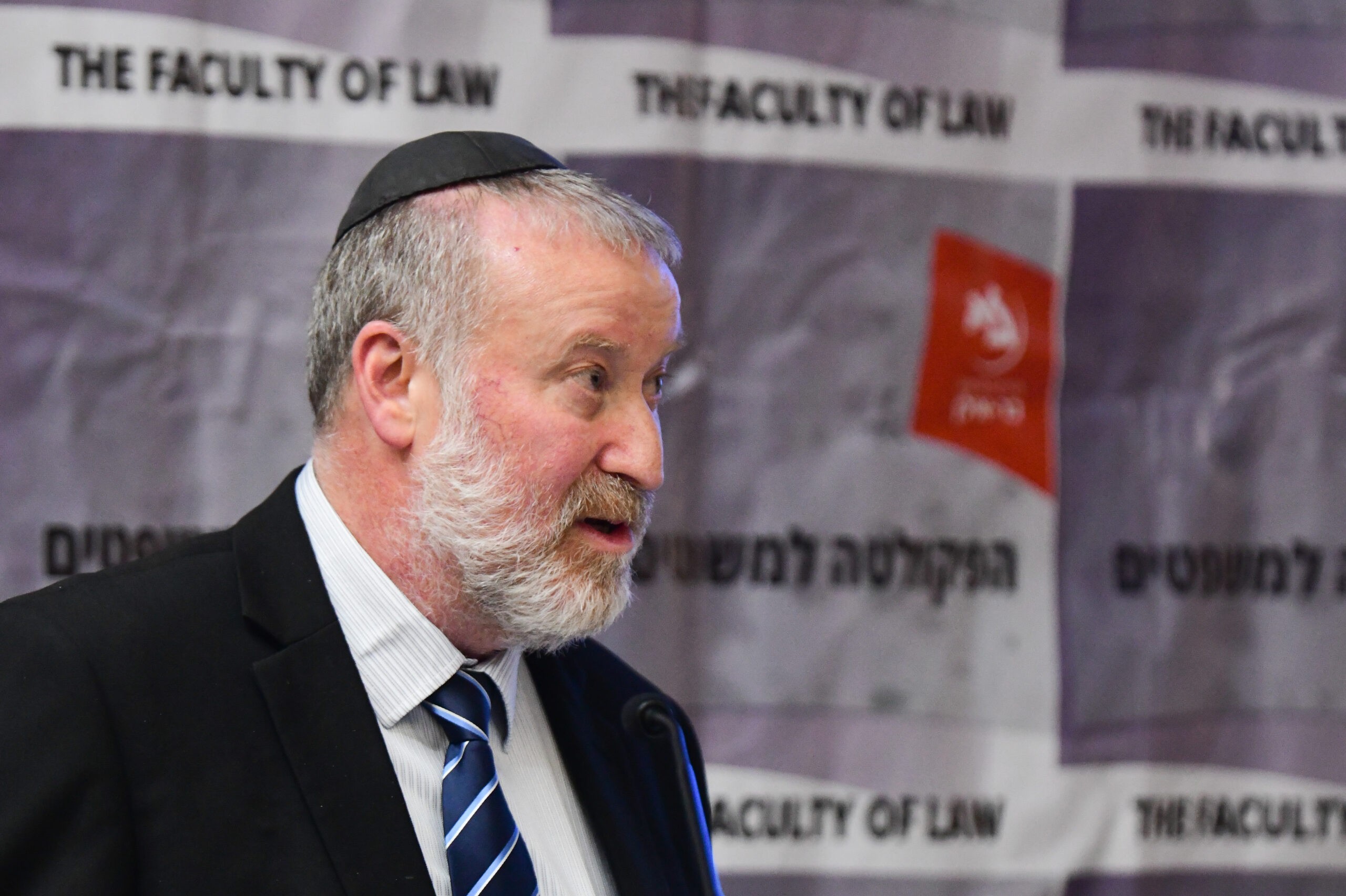 לאחר ההחלטה שעוררה סערה: עירית לינור בביקורת על מנדלבליט