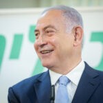 מנדלבליט מונע מנתניהו לומר 'חוזרים לחיים' – זה הפיתרון שמצא ראש הממשלה