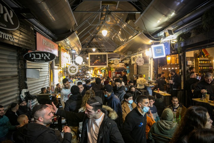 שיעור החיוביים 2%, מקדם ההדבקה ממשיך לרדת