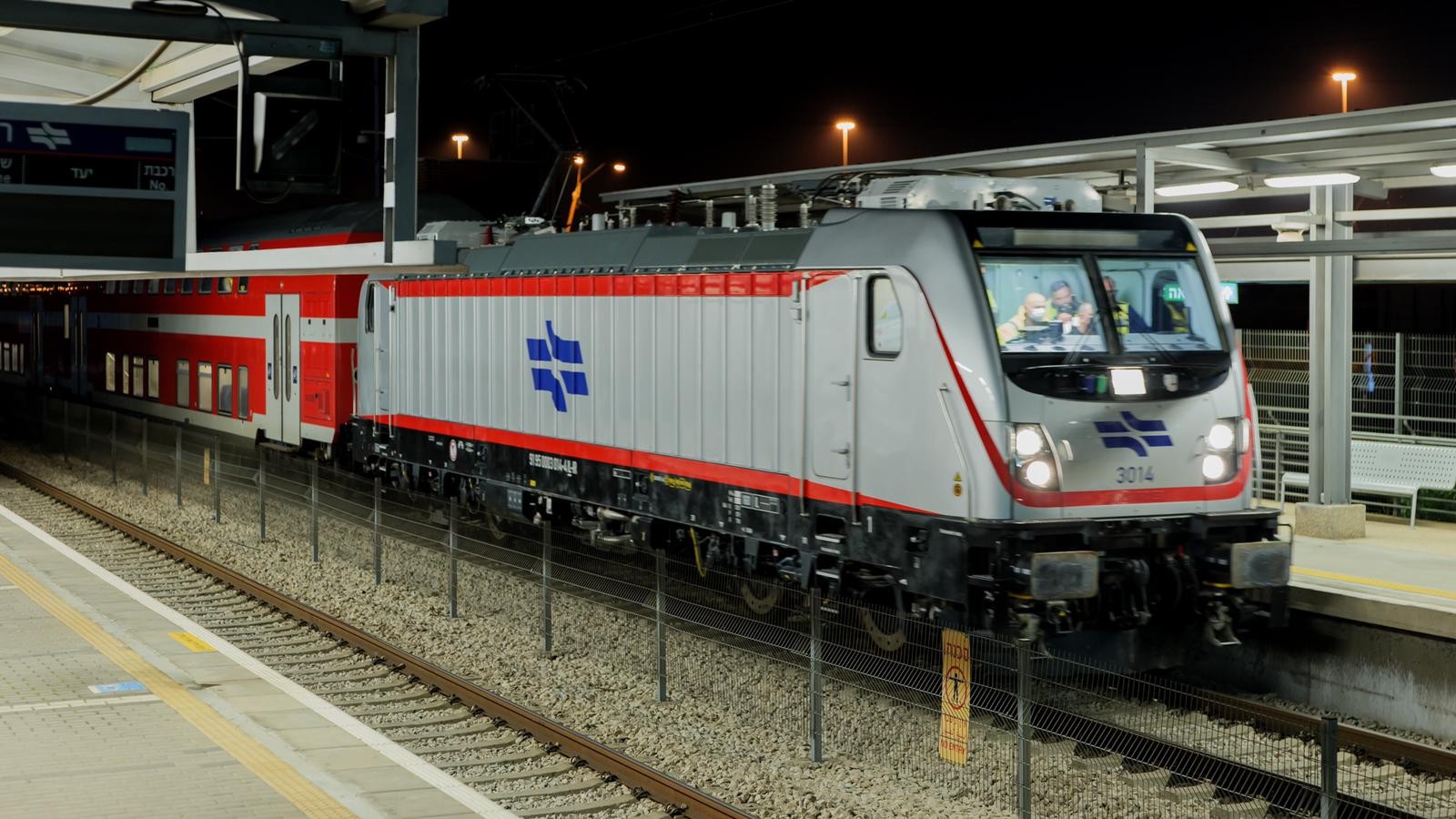 הרכבת החשמלית עוברת לשלב הניסוי
