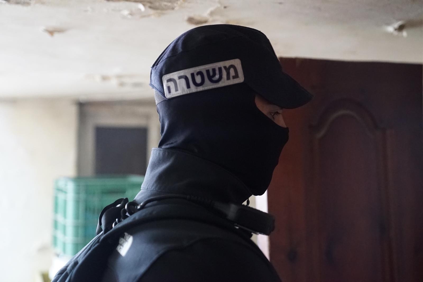 17 חשודים נעצרו בחשד לסחר בסמים ועסקאות אמל"ח | צפו בתיעוד המעצר