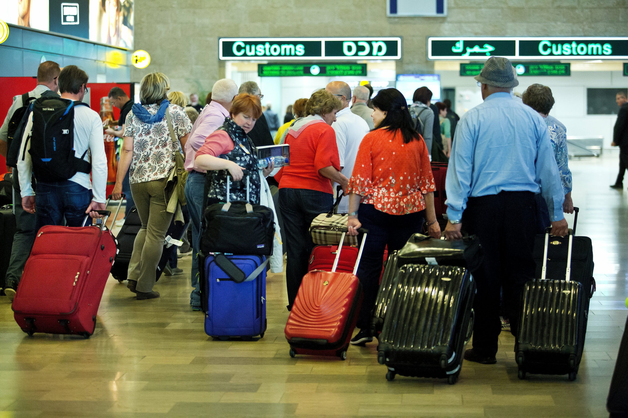 הנתונים נחשפים: כמה בעלי דרכונים אוקראינים באמת נכנסו לארץ?