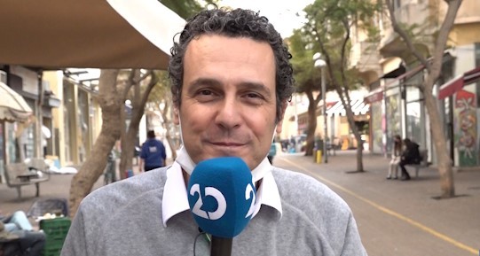 אור שמחה מגרשת את החושך והעצב