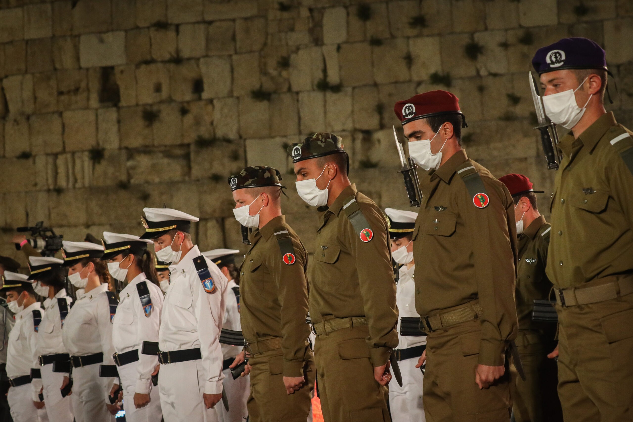 החיילים בטקס, ארכיון,  צילום: אוליביה פיטוסי, פלאש 90
