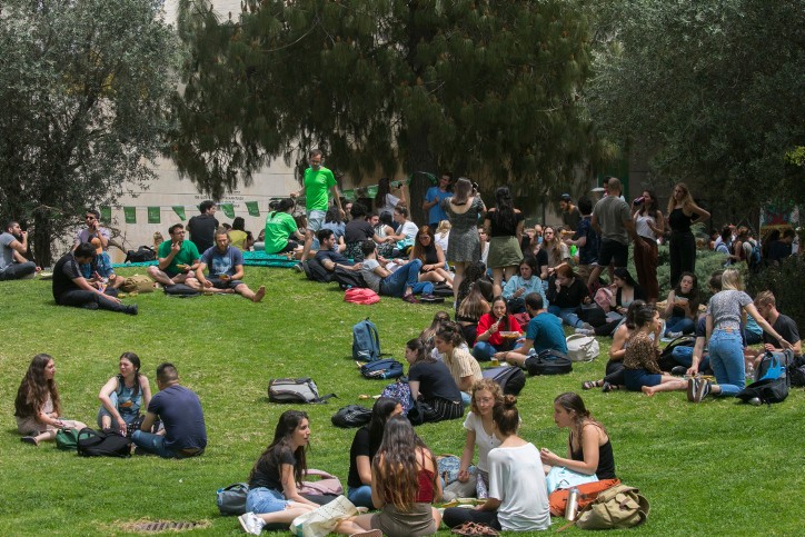 בשורה חסכונית לסטודנטים שנוסעים באוטובוס לקמפוס