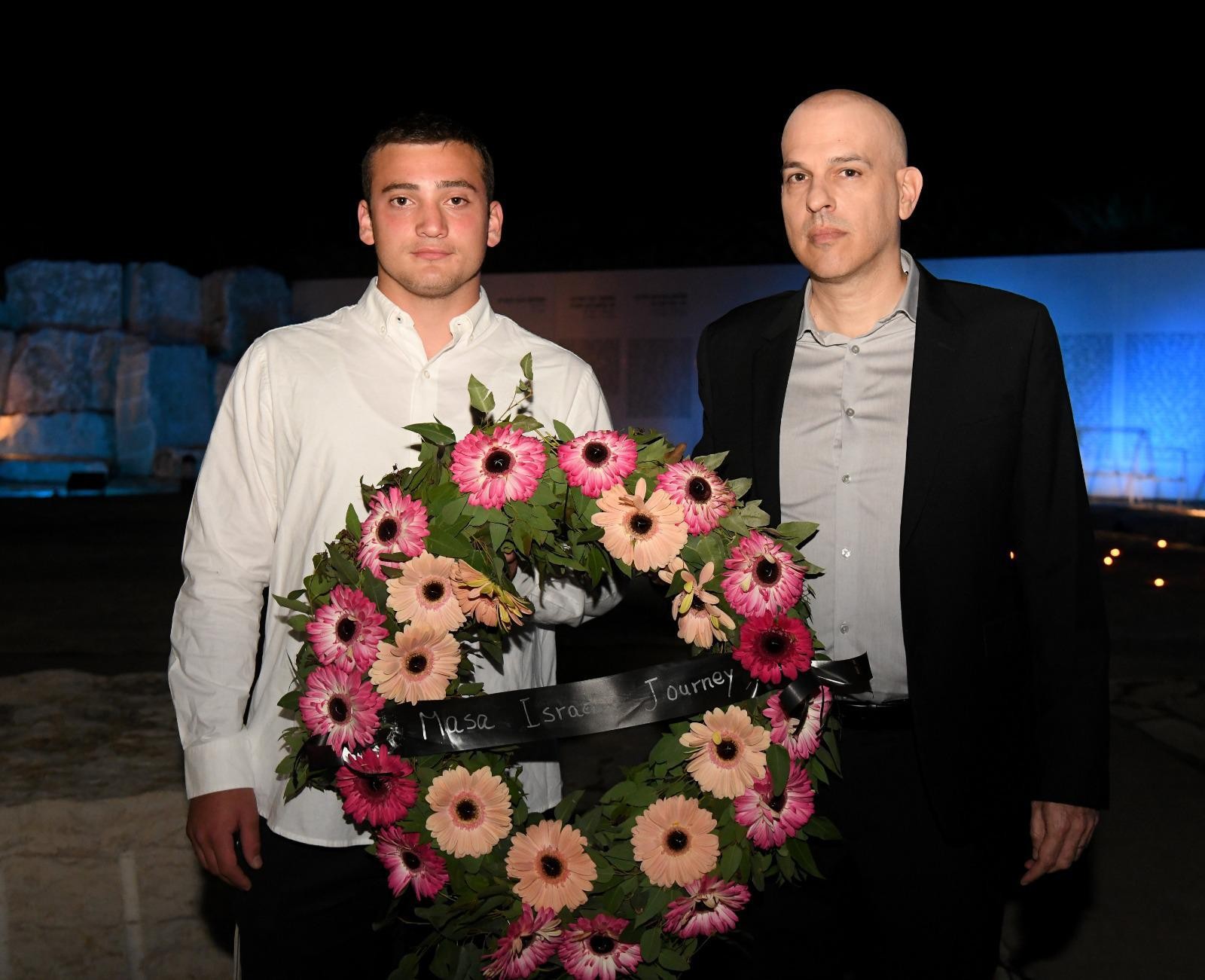 מזדהים מרחוק: יהודים מ-60 מדינות בזיכרון חובק עולם