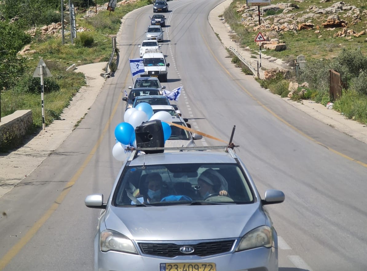 תושבי בנימין פתחו את הציר החסום: "לחזור למרחבי ארץ ישראל"