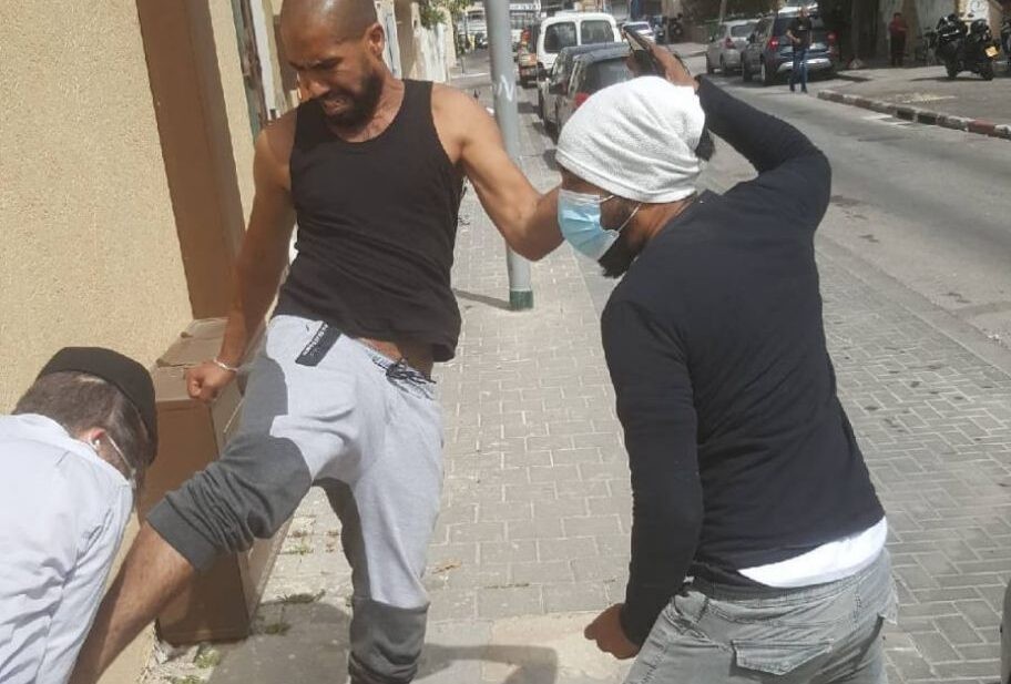 תקיפת הרב מאלי בתל אביב-יפו: כתב האישום לא מציין מניע גזעני