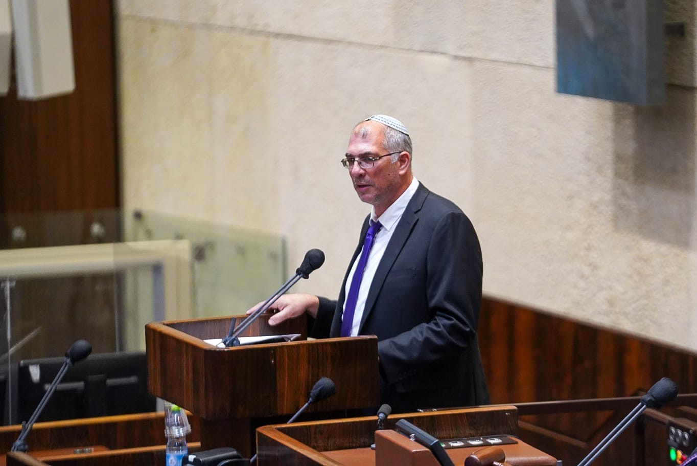 ניר אורבך בנאום בכורה: "הציבור מחפש חיבורים וערכים" | צפו