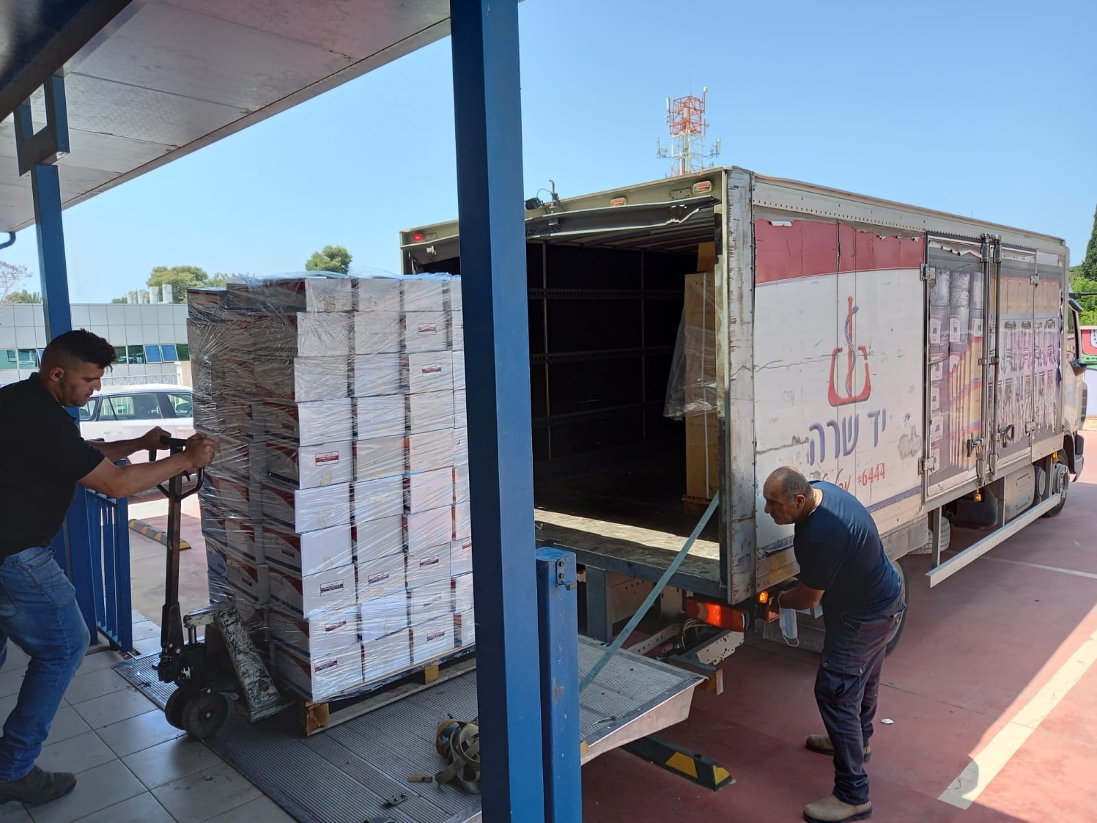 עקב הימשכות הלחימה: יד שרה משגרת משלוח חירום נוסף של ציוד לאוקראינה