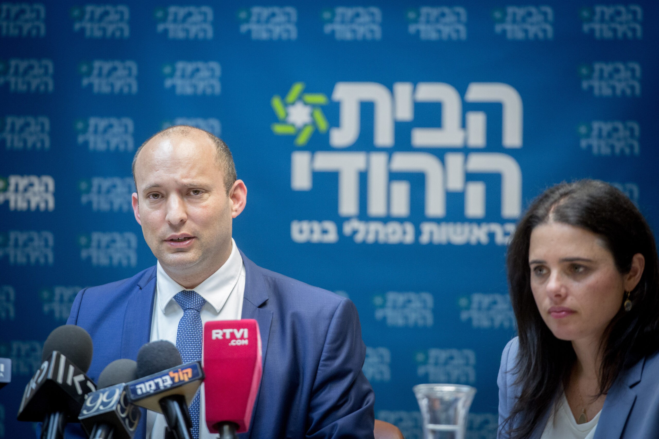 עתירה לביהמ"ש: איפה הכסף של הבית היהודי מתקופת בנט