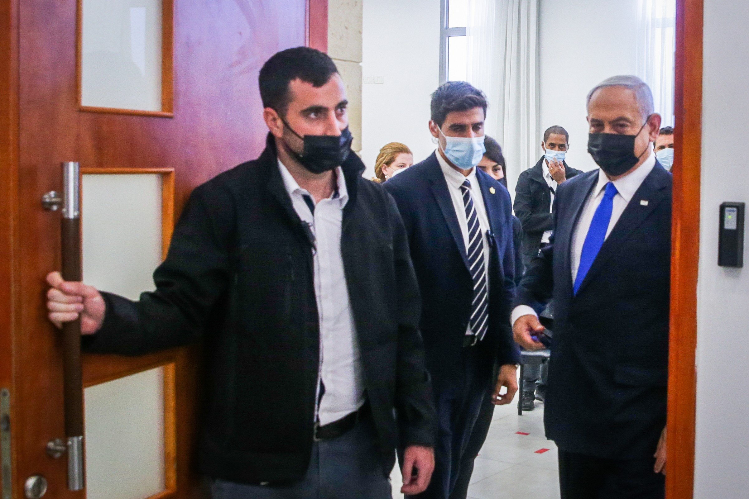 משפט נתניהו: ביהמ"ש קיבל את בקשת הפרקליטות ודחה את הדיונים