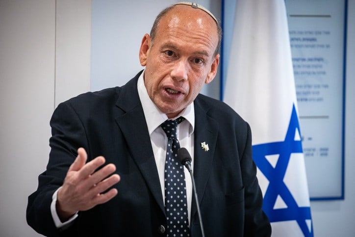 המפלגות מנצלות, אנחנו משלמים: כך זה עובד | דוח המבקר