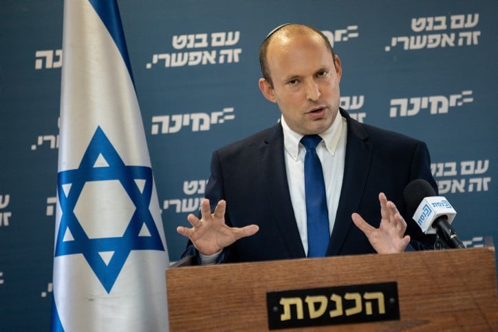 דוהרים לממשלת שמאל: בנט, סער ולפיד נפגשו