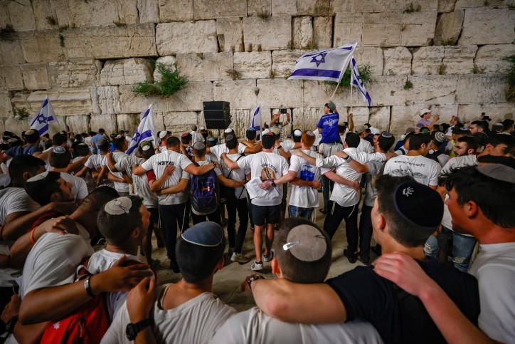 הדרג הביטחוני החליט: ריקוד הדגלים לא יעבור דרך שער שכם