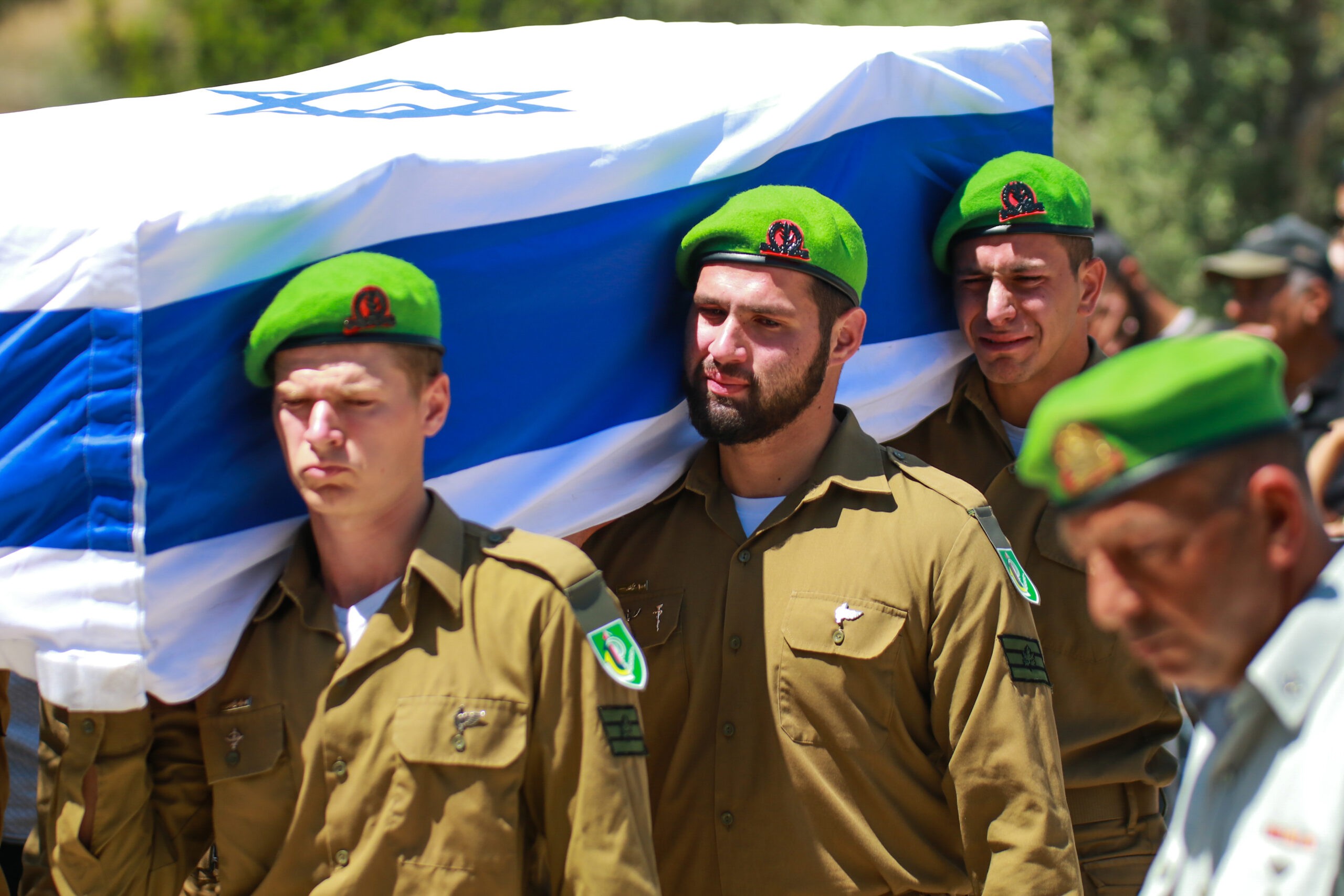 אמו של עומר טביב ספדה בבכי: "לנצח תהיה הילד שלי"
