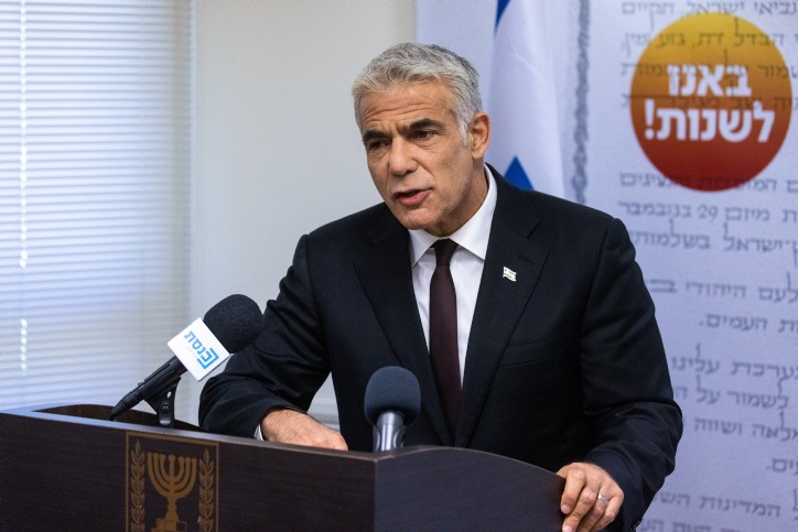 לפיד: "יש המון מכשולים עד להקמת הממשלה"