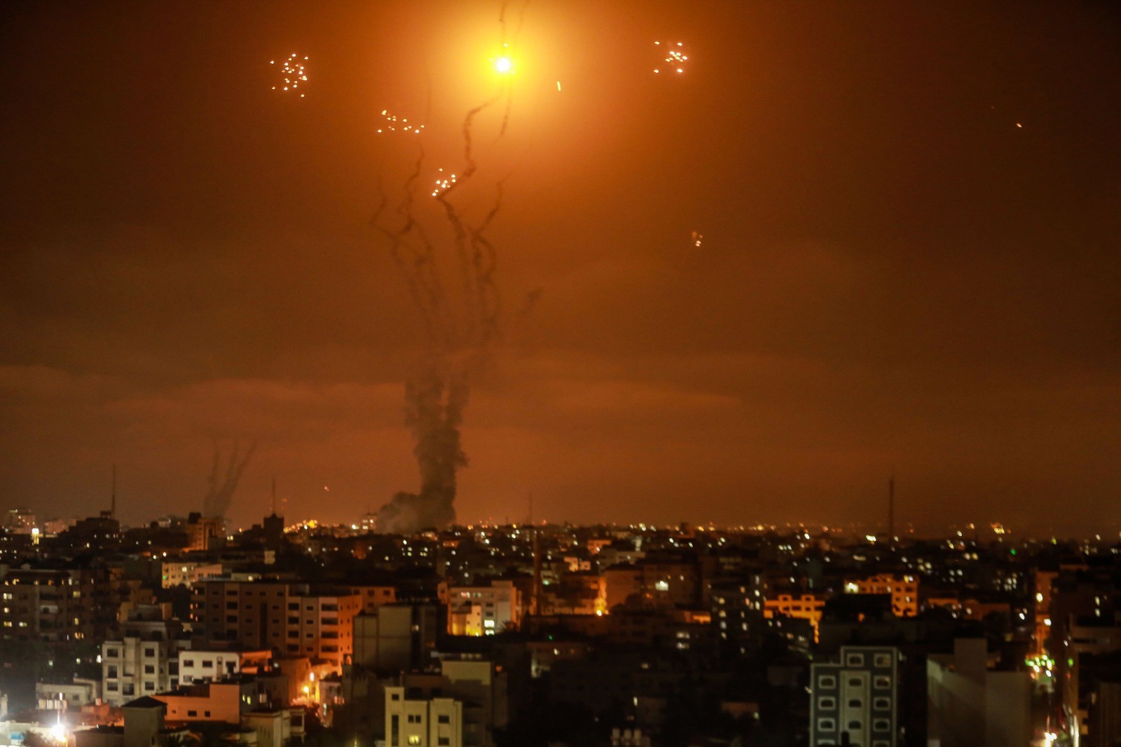 המזרחן מרדכי קידר: חולשה במזרח התיכון מזמינה מכות