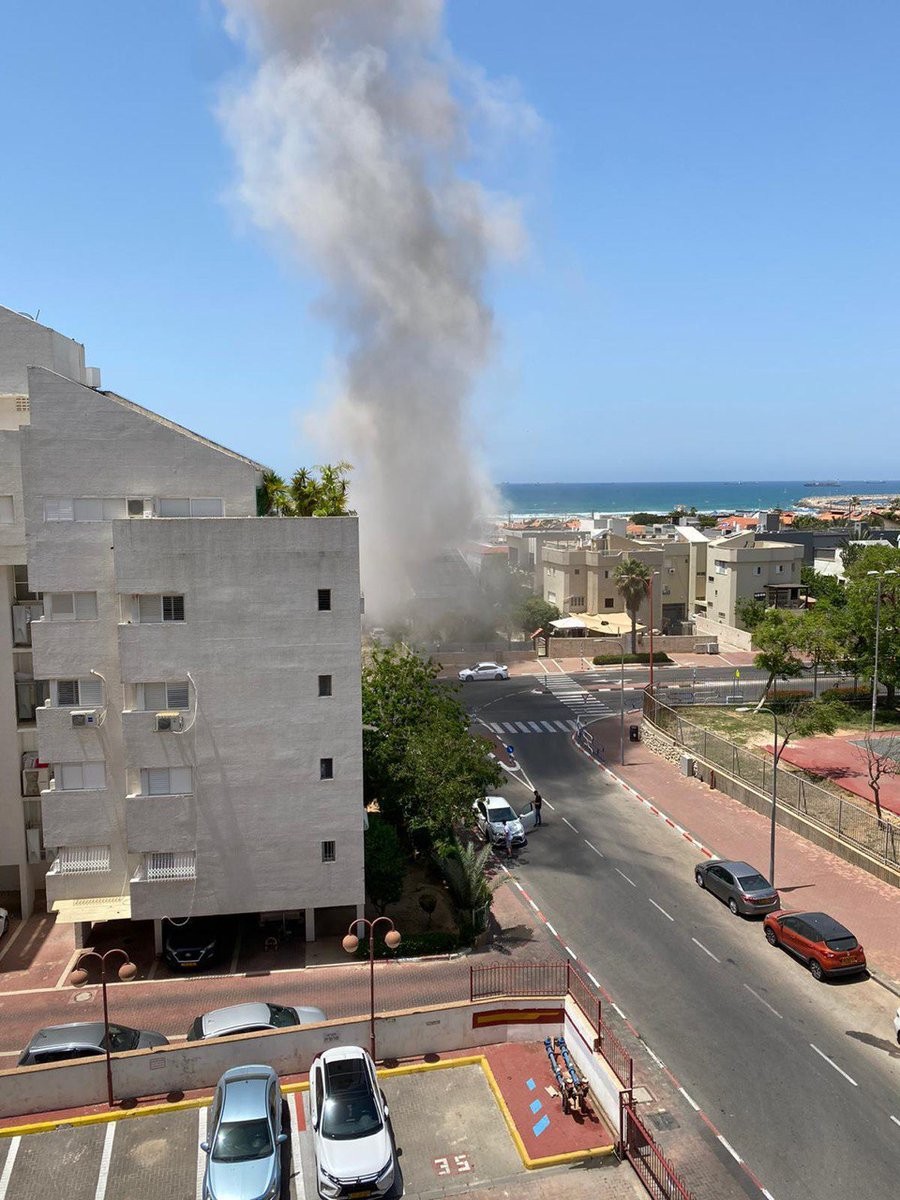 תיעוד מפגיעה ישירה באשדוד | צפו