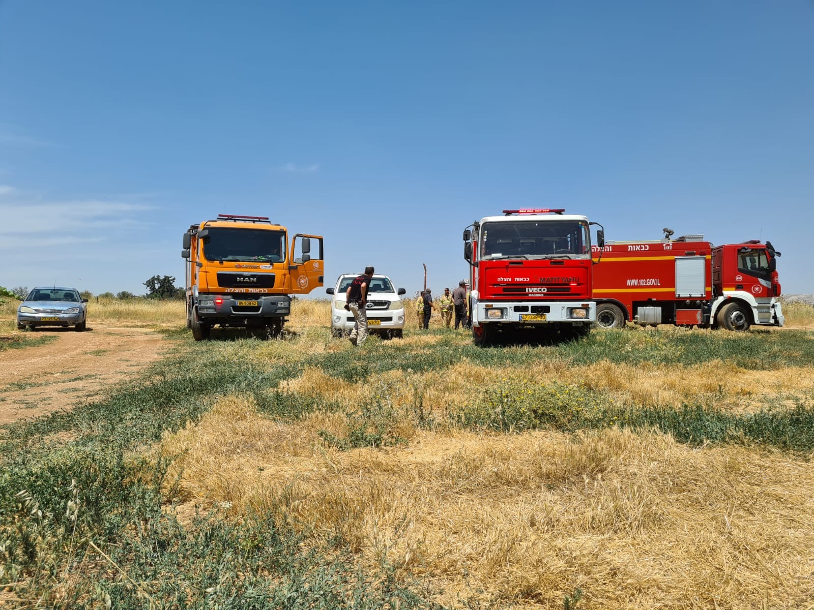 חשד להצתה: שריפה סמוך למבוא חורון