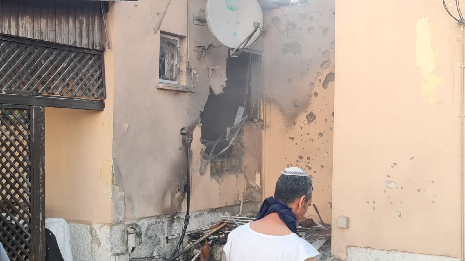 נס בשדרות: פגיעה ישירה בבית - אין נפגעים