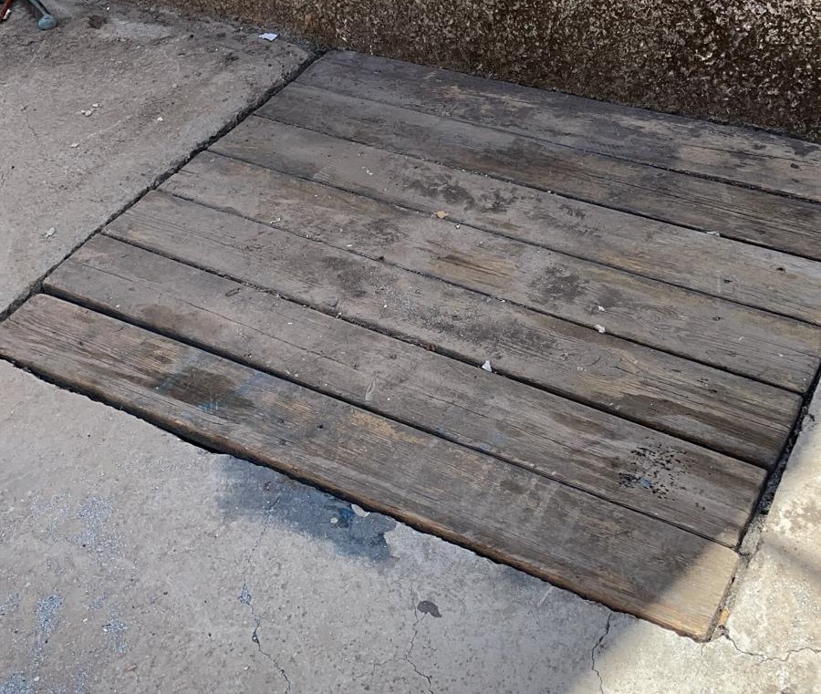 במנהרה מתחת לבית נמצאו מחסניות, תחמושת ואמצעי לחימה