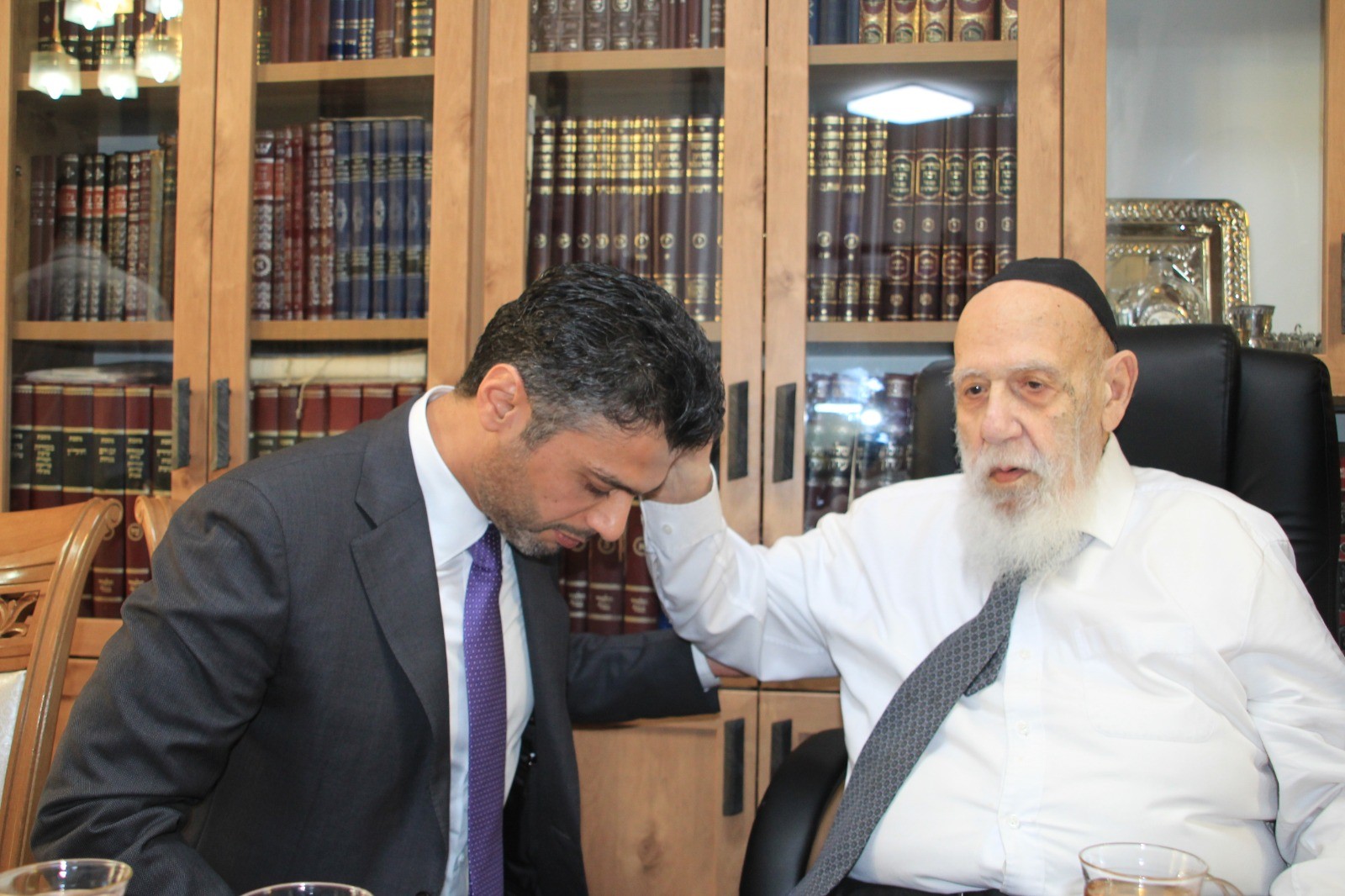 ביקור ראשון של שגריר איחוד האמירויות אצל מרן חכם שלום כהן